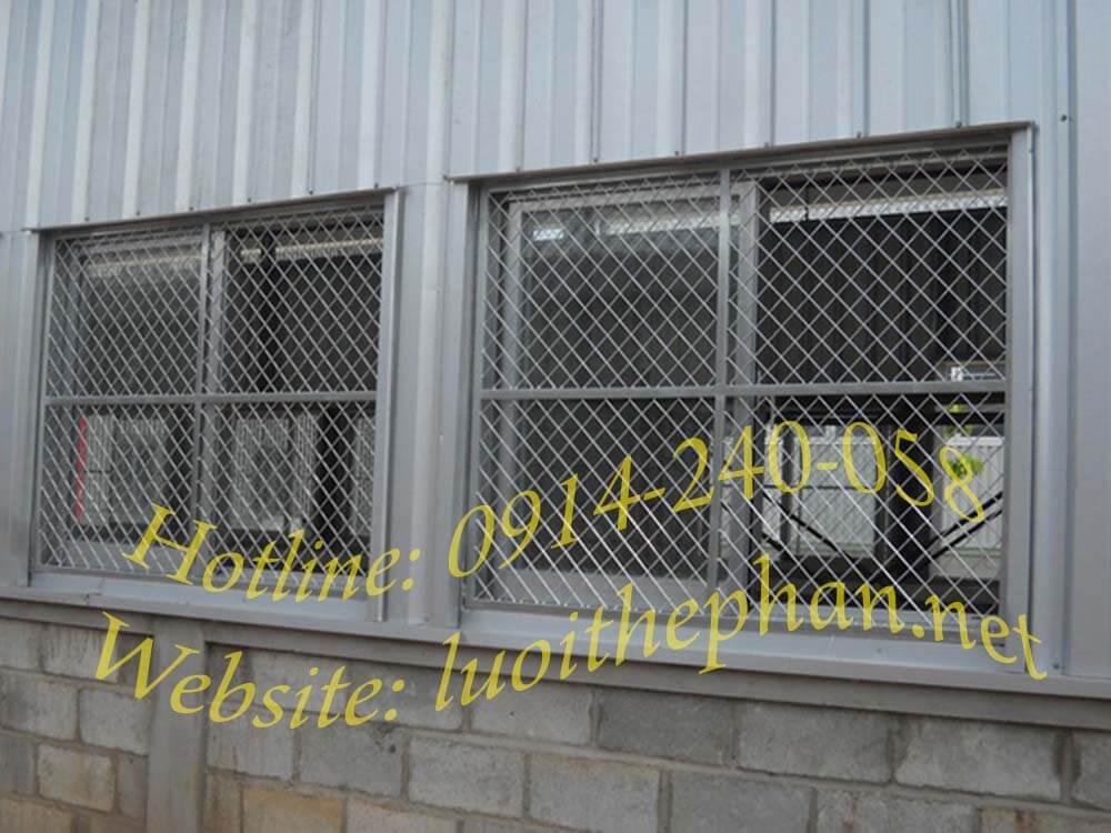 Hàng rào khung lưới xéo