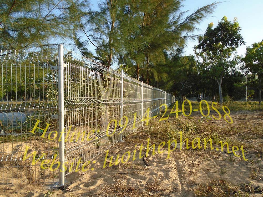 Hàng rào lưới hàn chấn sóng mạ kẽm